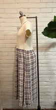 Load image into Gallery viewer, 1990’s Vintage Plaid Waffle Midi Dress

