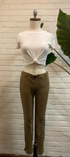 Load image into Gallery viewer, 1980’s Vintage Brown Riding Patch Pants
