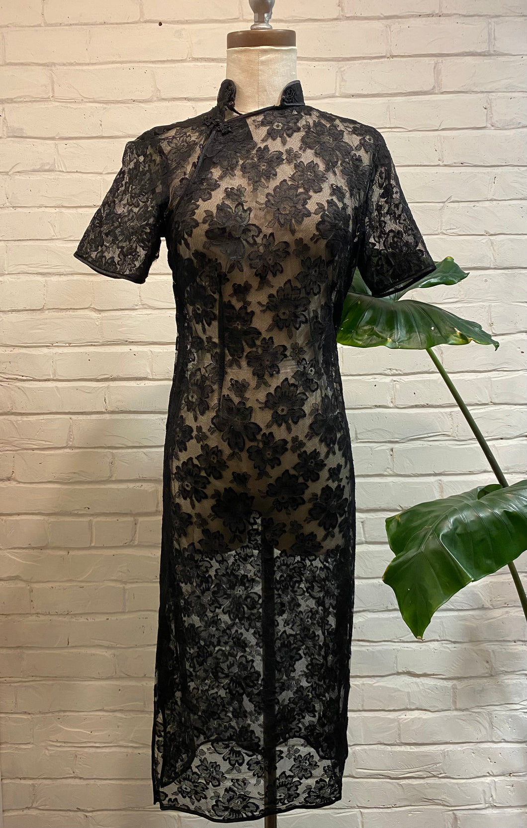 1950’s Vintage Silk Black Lace Cheongsam Dress