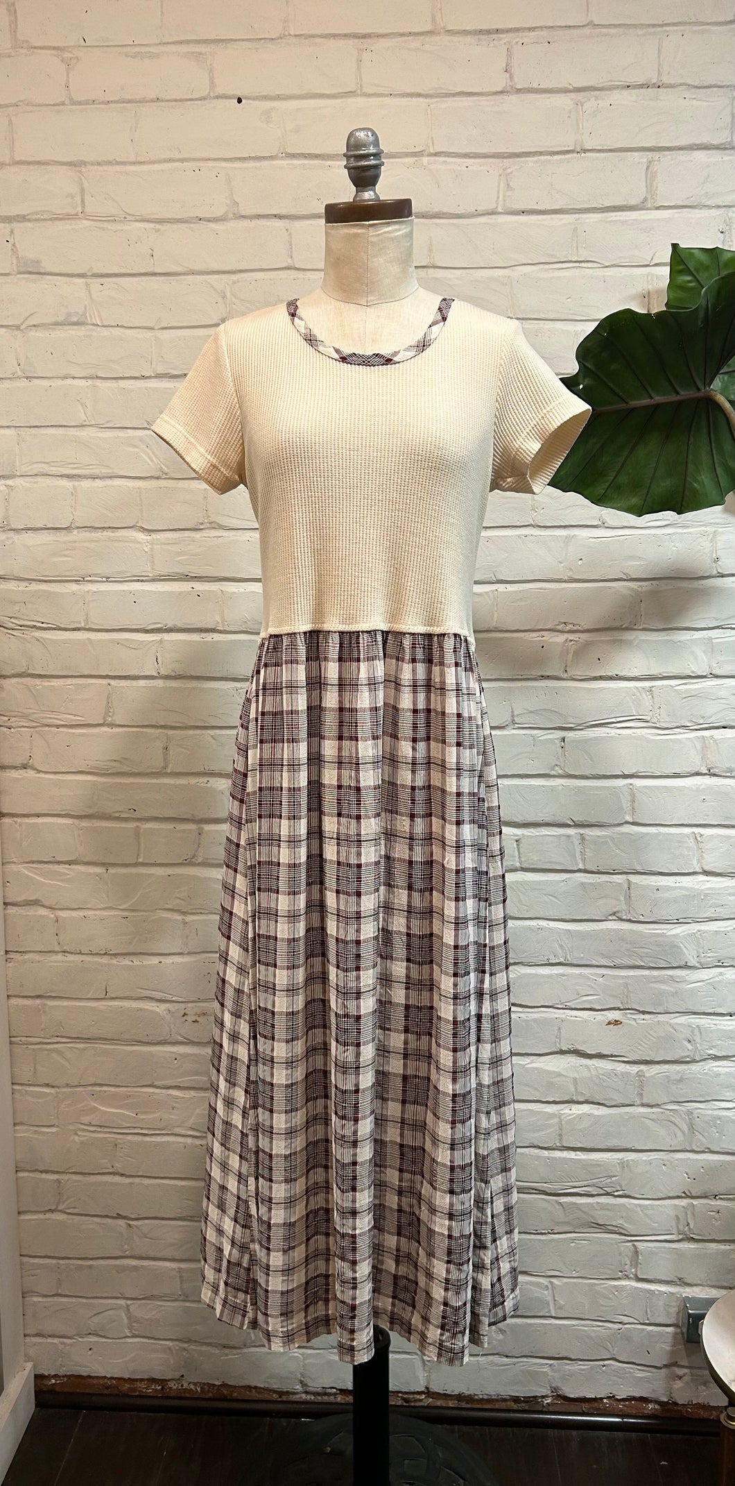 1990’s Vintage Plaid Waffle Midi Dress