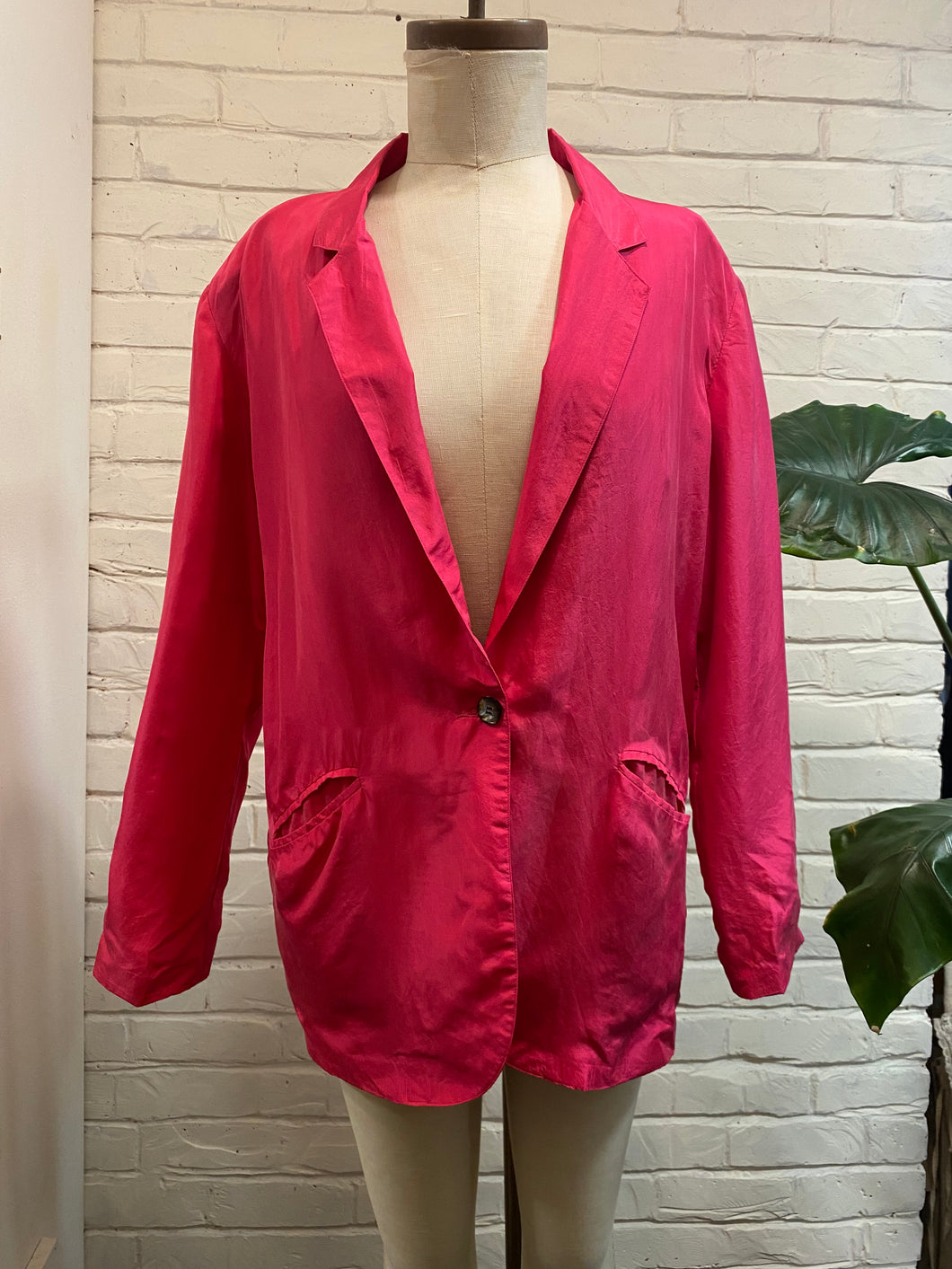 1980’s Vintage Fuchsia Silk Blazer
