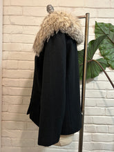 Load image into Gallery viewer, 1960’s Vintage Fox Collared Black Blazer
