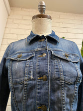 Load image into Gallery viewer, Y2K GUESS Denim Jacket
