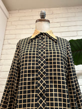 Load image into Gallery viewer, 1970’s Vintage Collared Grid Top
