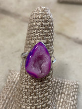 Load image into Gallery viewer, Vintage Pink Agate Ring
