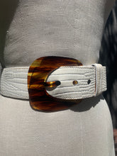 Load image into Gallery viewer, 1980’s tortoise shell belt
