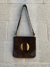 Load image into Gallery viewer, 1970’s brown suede leather purse
