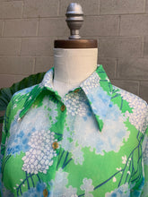 Load image into Gallery viewer, 1970’s sheer kelly garden top
