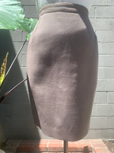 Load image into Gallery viewer, Claude Montana skirt
