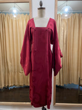 Load image into Gallery viewer, 1960’s magenta kimono
