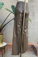 Load image into Gallery viewer, Olive harvest patent vegan leather trousers pant
