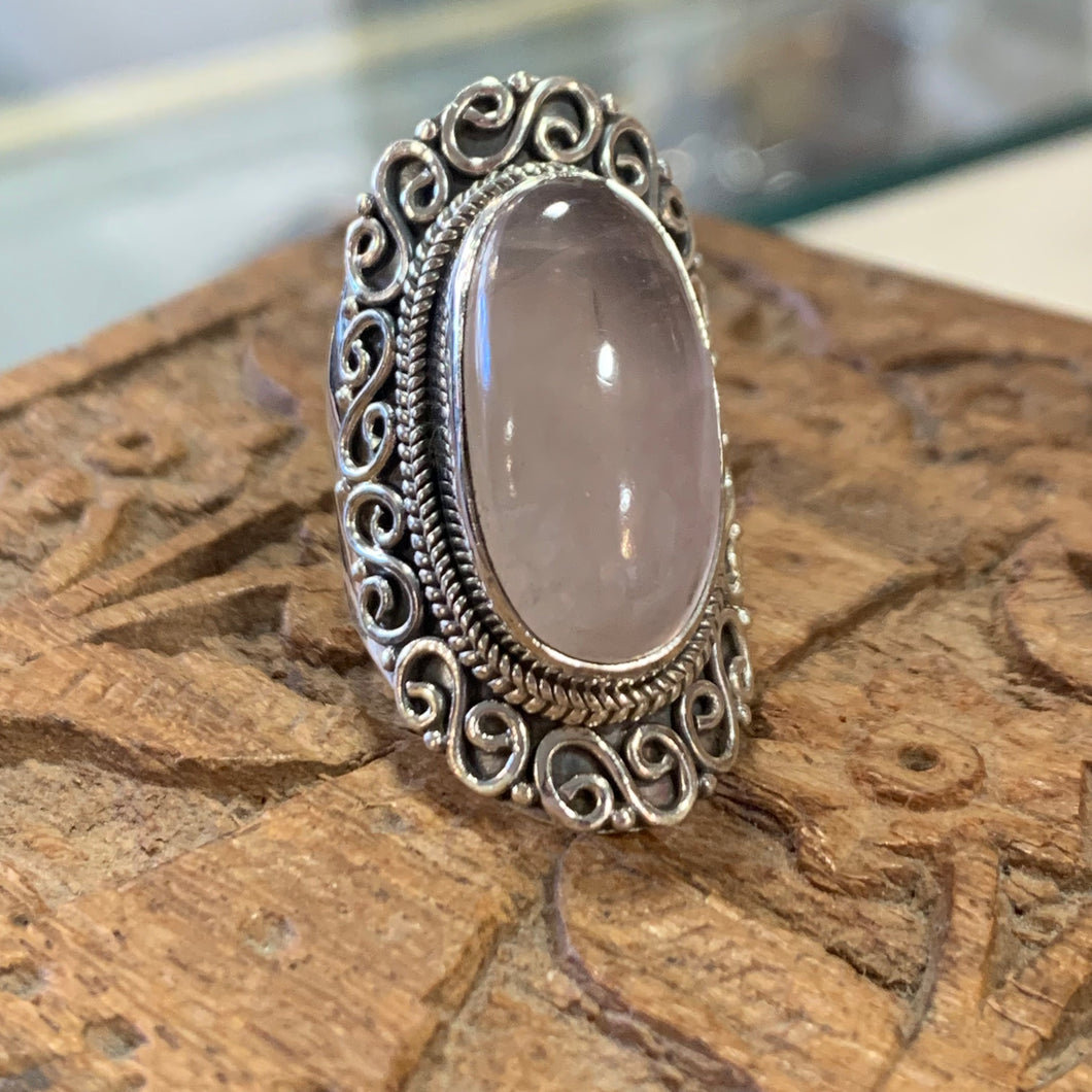 Vintage rose quartz sterling silver ring