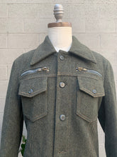 Load image into Gallery viewer, 1960’s thick wool fleece lining green military coat
